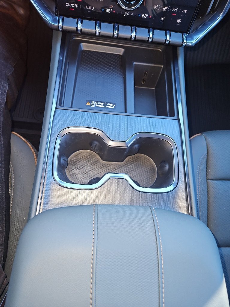 2027 GMC Acadia AT4