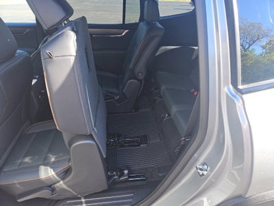 2027 GMC Acadia AT4