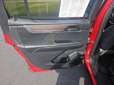 2024 GMC Acadia Denali