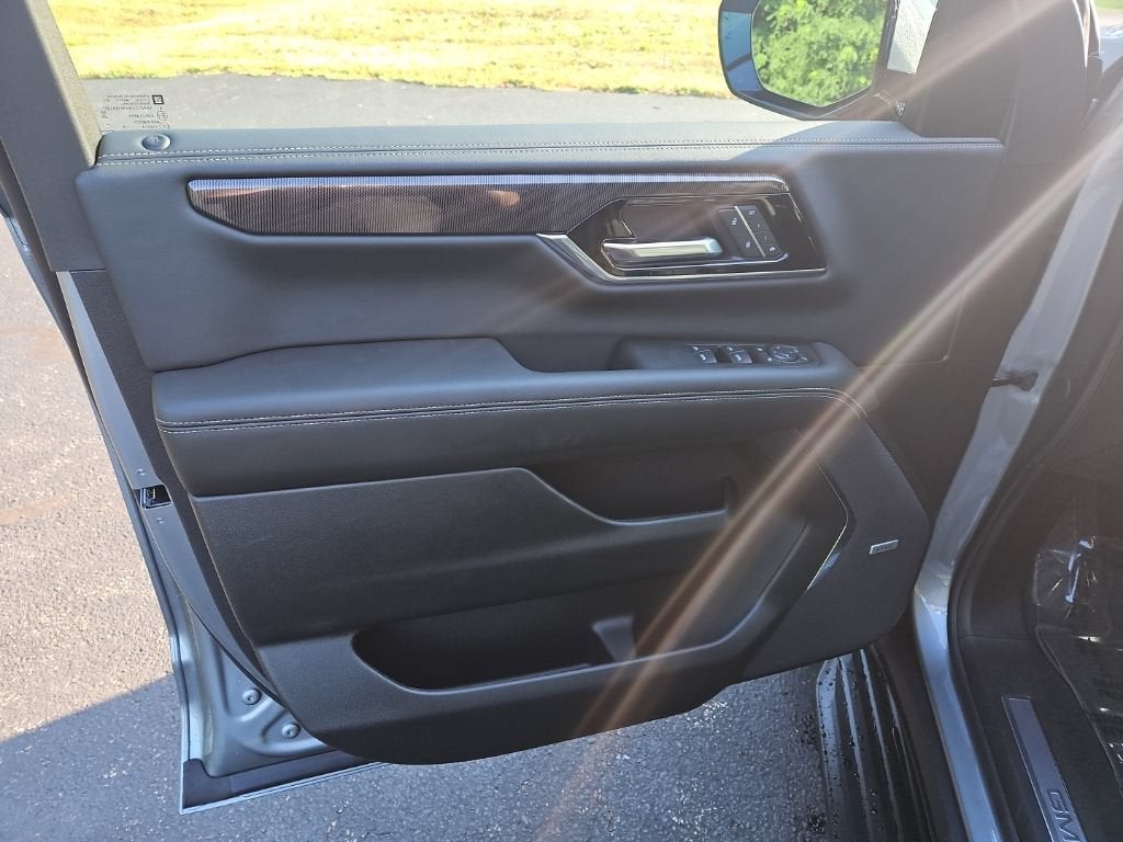2026 GMC Yukon Elevation - Photo 10