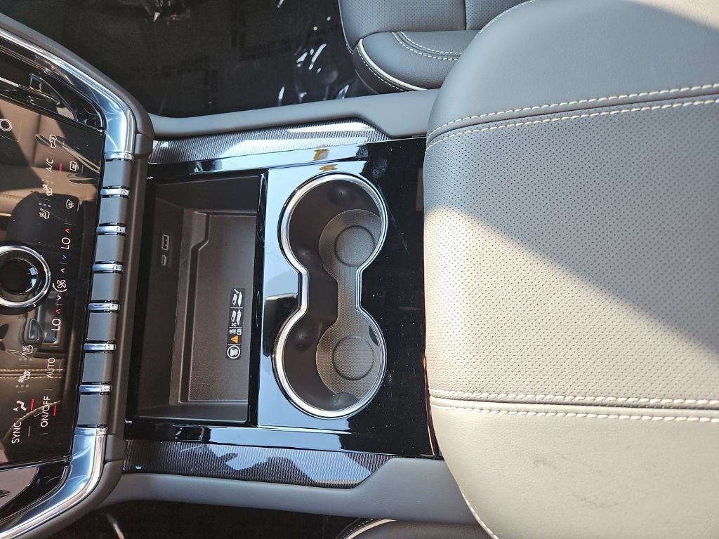 2026 GMC Yukon Elevation - Photo 16