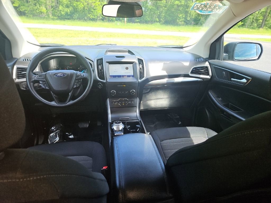 2020 Ford Edge SE