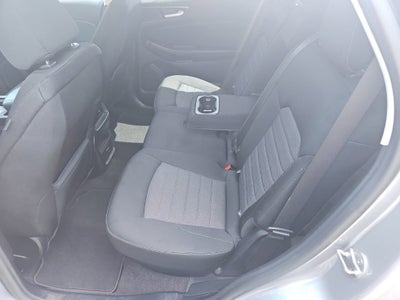 2020 Ford Edge SE