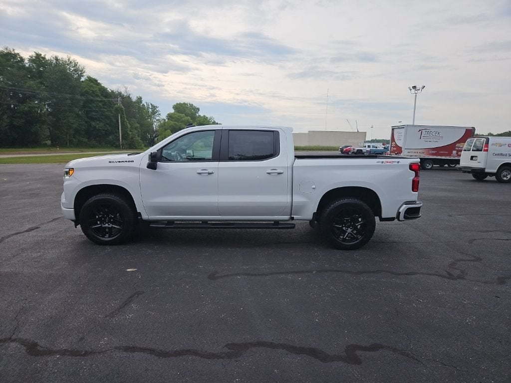 2025 Chevrolet Silverado 1500 RST