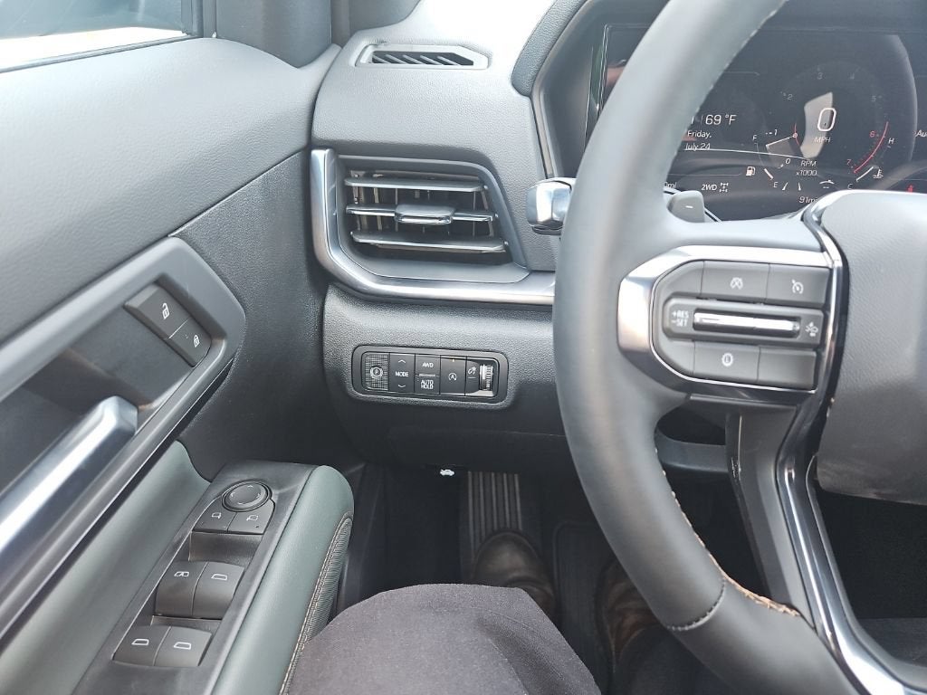 2027 GMC Terrain AWD AT4