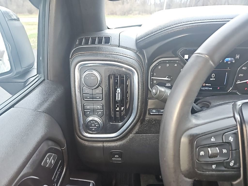 2022 GMC Sierra 1500 Limited AT4