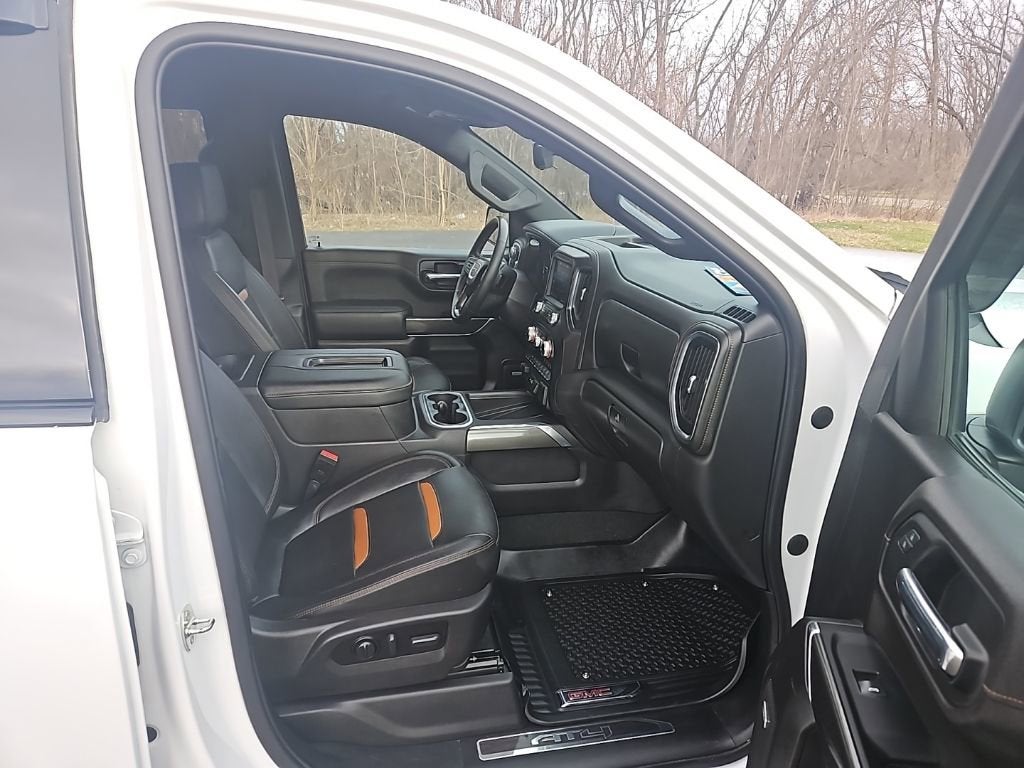 2022 GMC Sierra 1500 Limited AT4