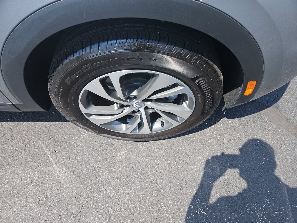 2023 Buick Envision Essence - Photo 10