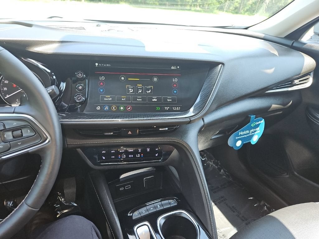 2023 Buick Envision Essence - Photo 17