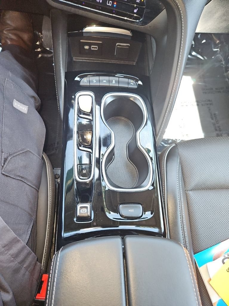 2023 Buick Envision Essence - Photo 19